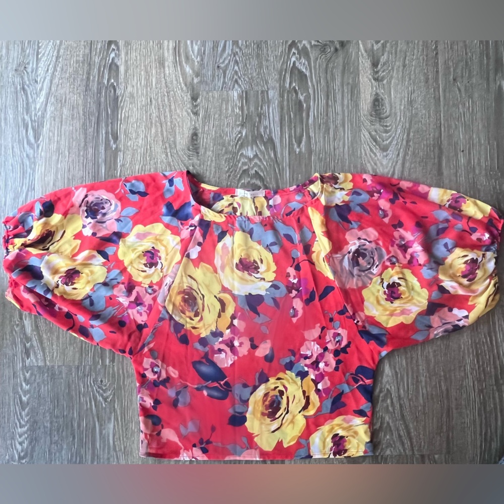 Rumors- Cuffed Sleeves Blouse